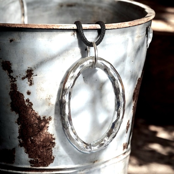 5 For $25💫Alternative Distressed Silver Oval Pendant Necklace - Picture 4 of 4